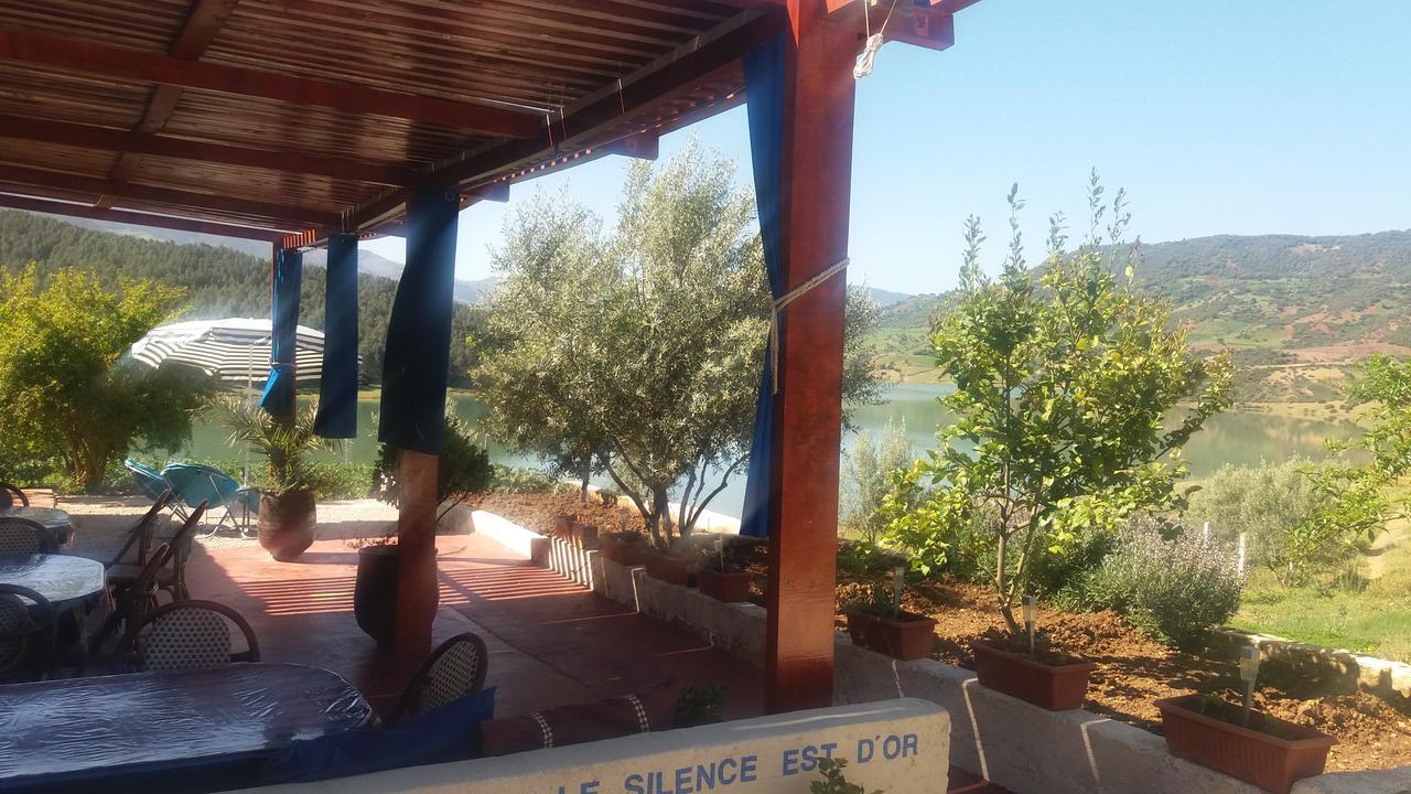 Hotel Relais De Tahla Aïn Bou Mahdi Exterior foto